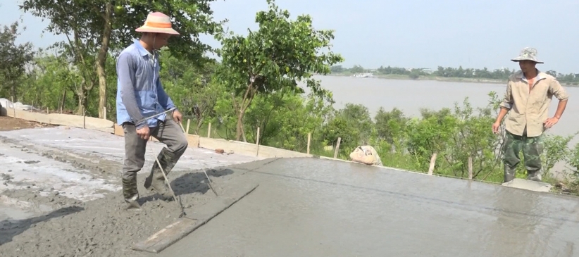 Cement from Dai Viet supplier to build new rural transportation: Focusing on supply and use